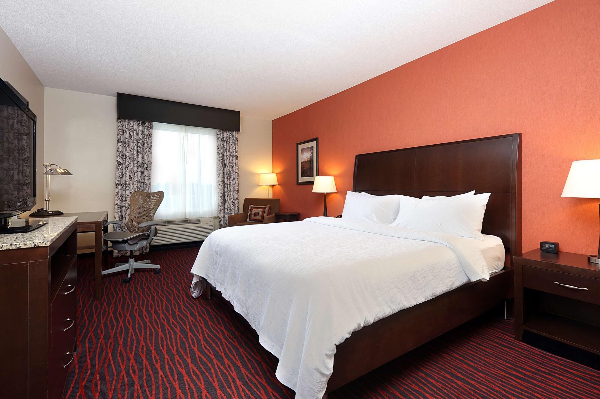 Hilton Garden Inn Клифтън Парк Екстериор снимка