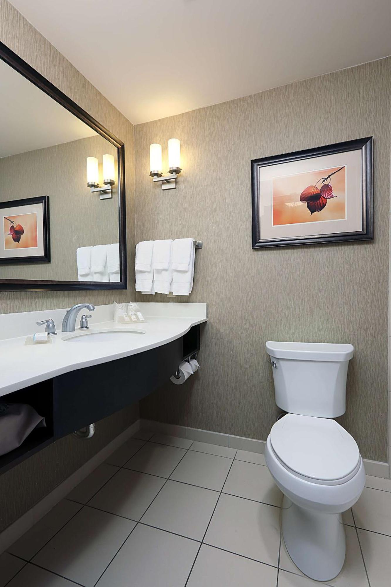 Hilton Garden Inn Клифтън Парк Екстериор снимка
