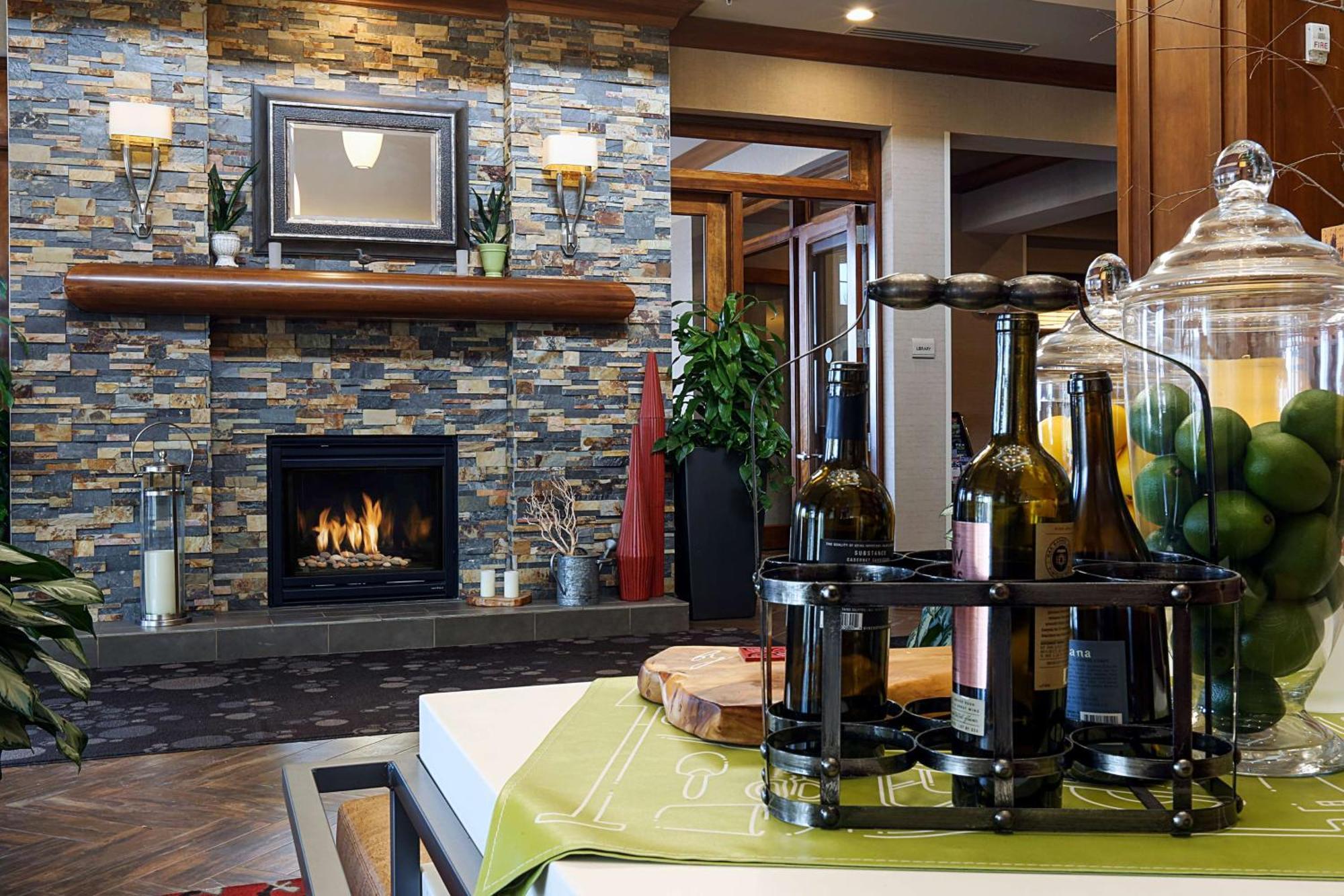 Hilton Garden Inn Клифтън Парк Екстериор снимка