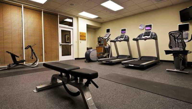 Hilton Garden Inn Клифтън Парк Екстериор снимка